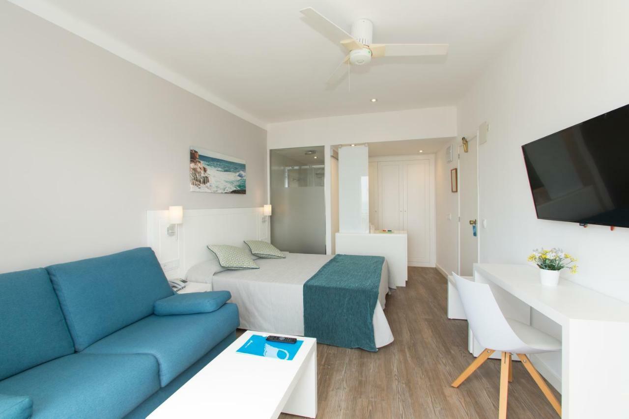Suite Junior - Vue Latérale sur Mer (2 Adultes + 1 Enfant)